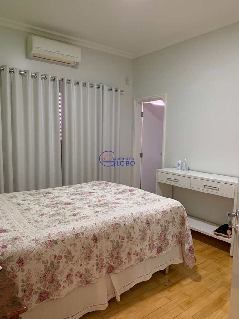 Casa em Jales, no bairro Jardim Aclimação