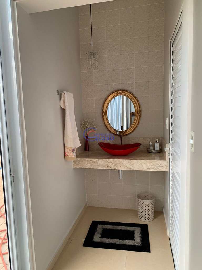 Casa em Jales, no bairro Jardim Aclimação