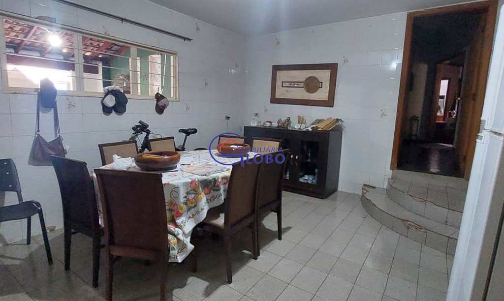 Casa em Jales, no bairro Centro