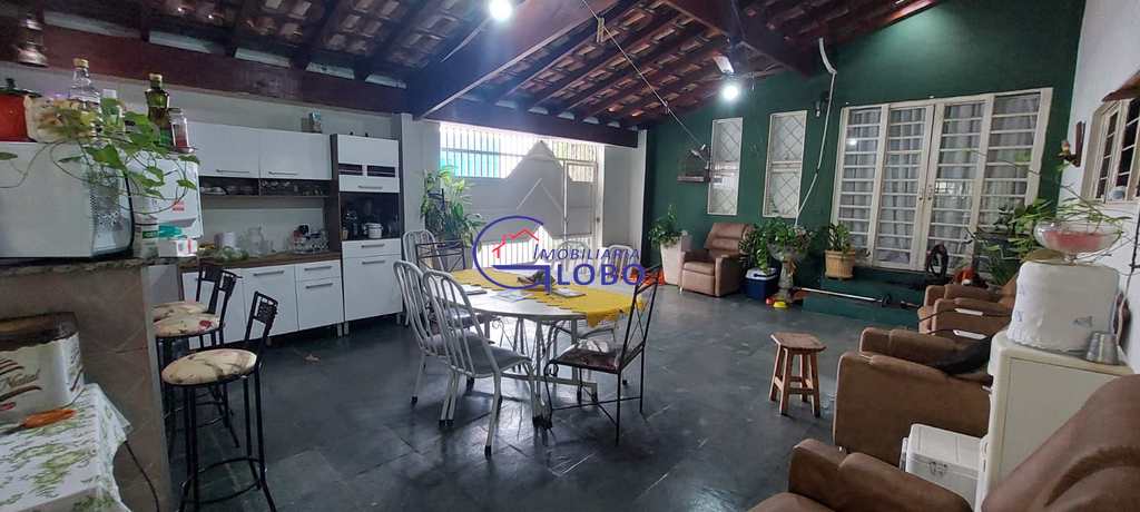 Casa em Jales, no bairro Centro