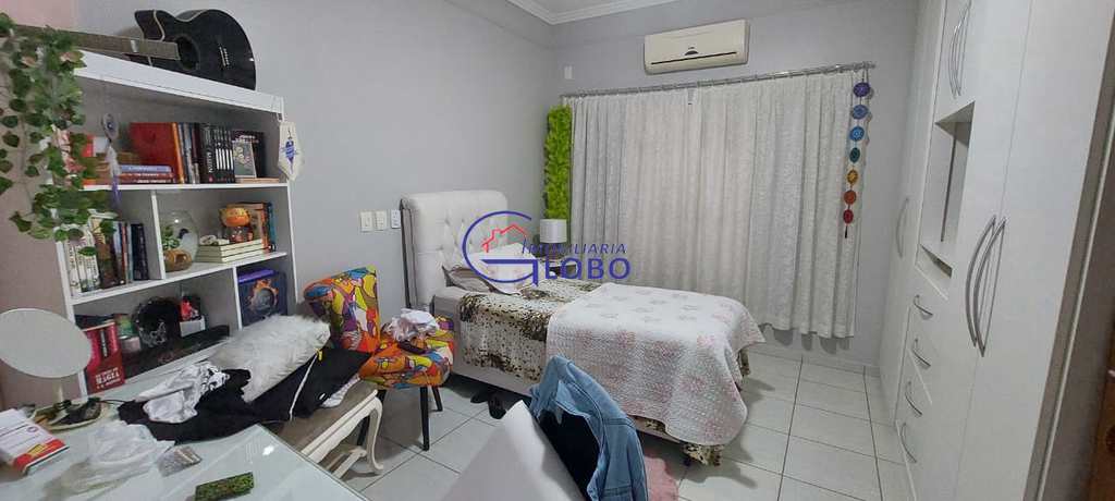 Casa em Jales, no bairro Residencial Maria Silveira
