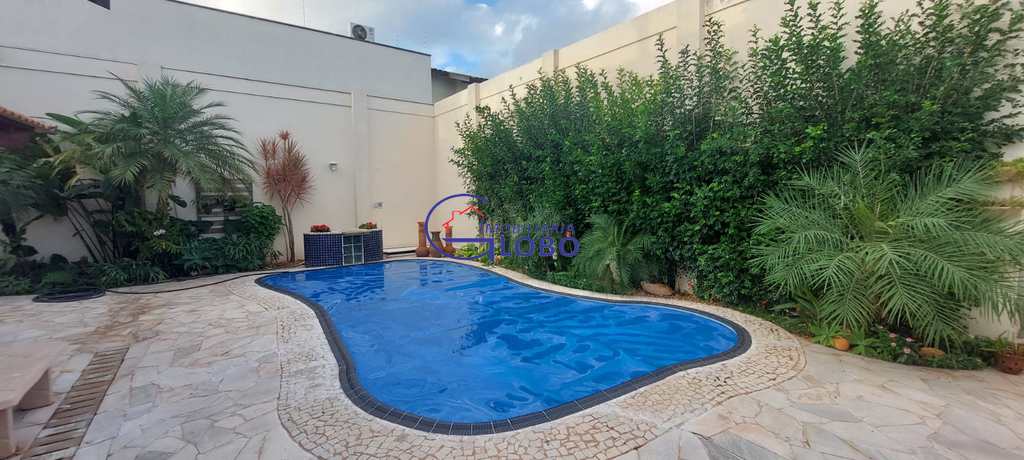 Casa em Jales, no bairro Residencial Maria Silveira