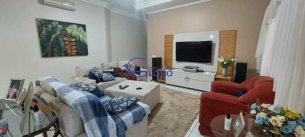 Casa em Jales, no bairro Residencial Maria Silveira