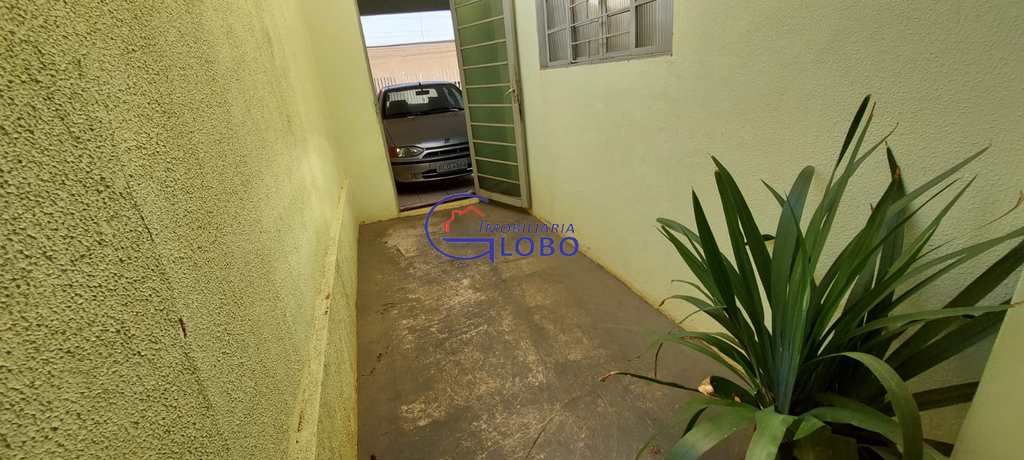 Casa em Jales, no bairro Jardim Guarani