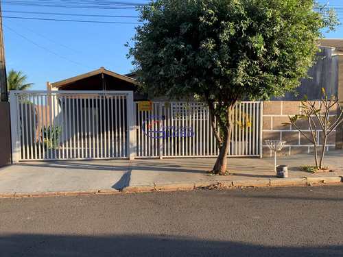 Casa, código 5044 em Jales, bairro Jardim Doutor Euplhy Jalles