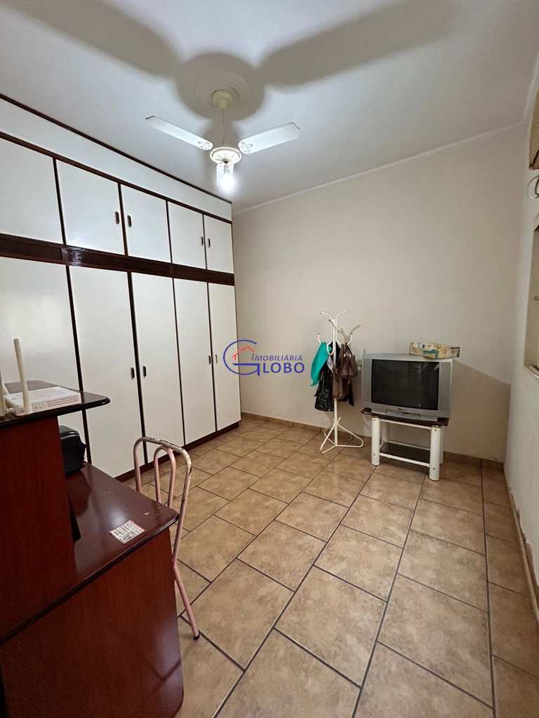 Casa em Jales, no bairro Jardim Ana Cristina