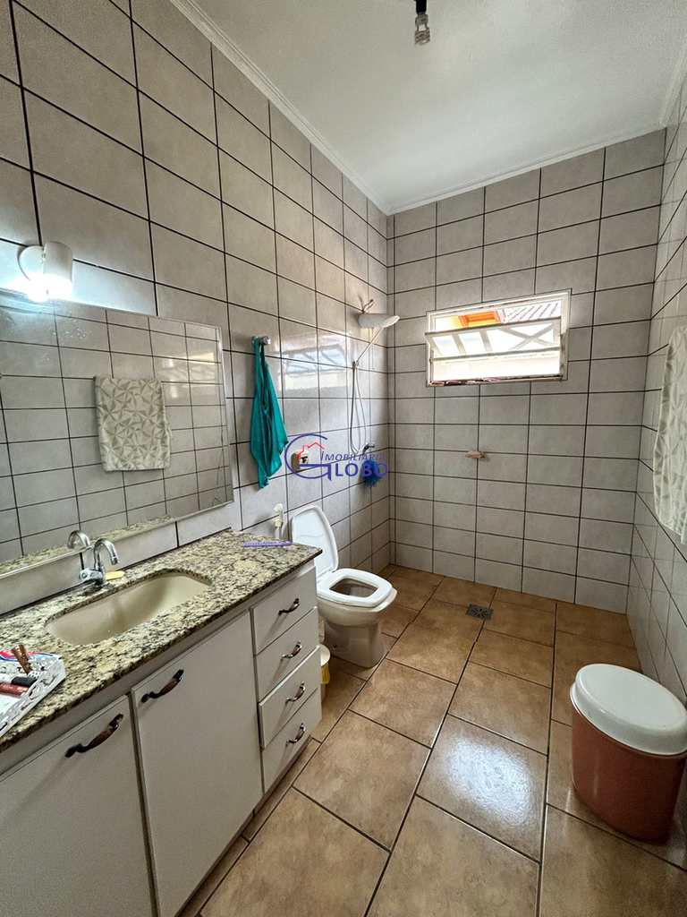 Casa em Jales, no bairro Jardim Ana Cristina