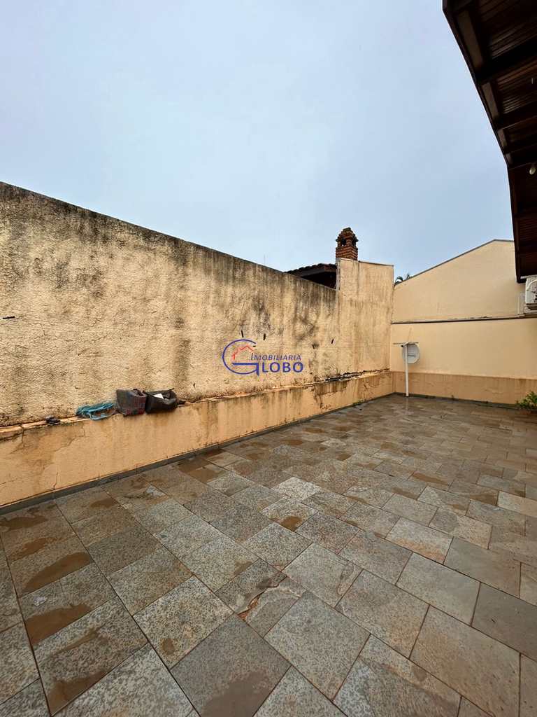 Casa em Jales, no bairro Jardim Ana Cristina