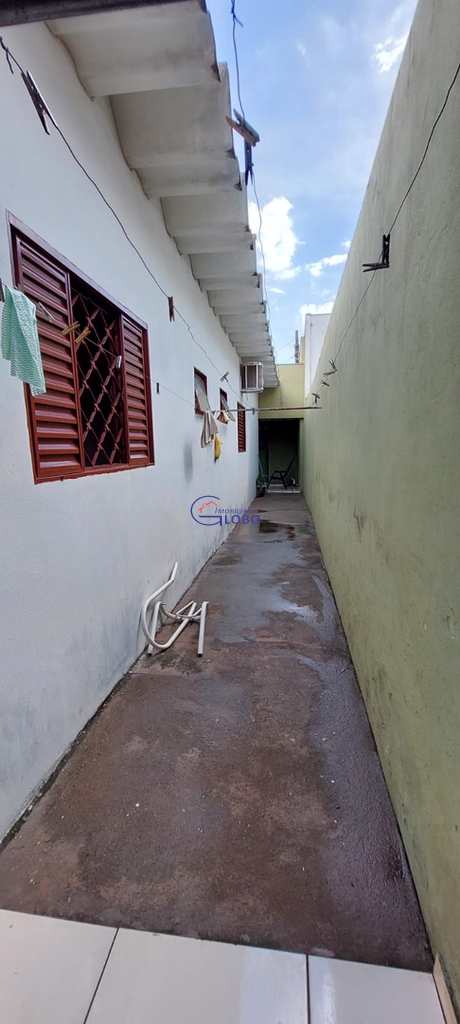 Casa em Jales, no bairro Jardim São Gabriel