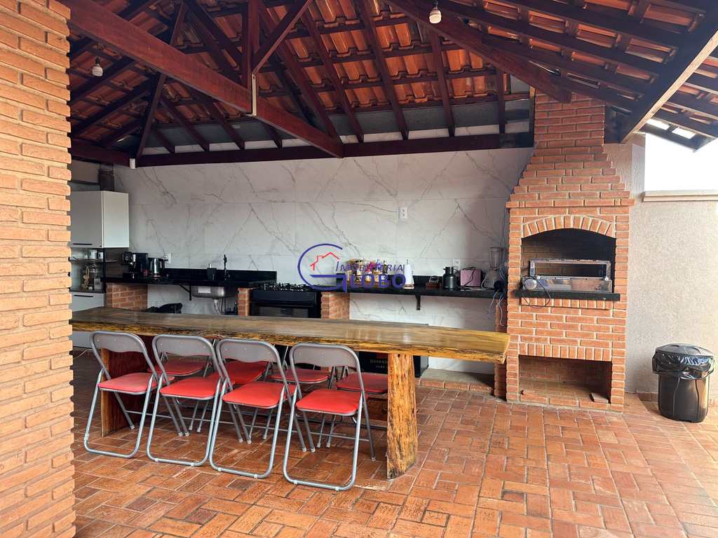 Casa em Jales, no bairro Jardim São Francisco de Assis