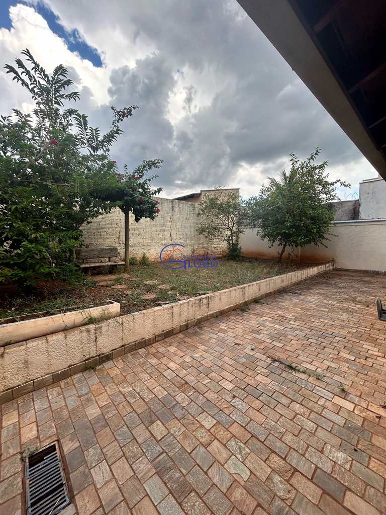 Casa em Jales, no bairro Jardim Doutor Euplhy Jalles