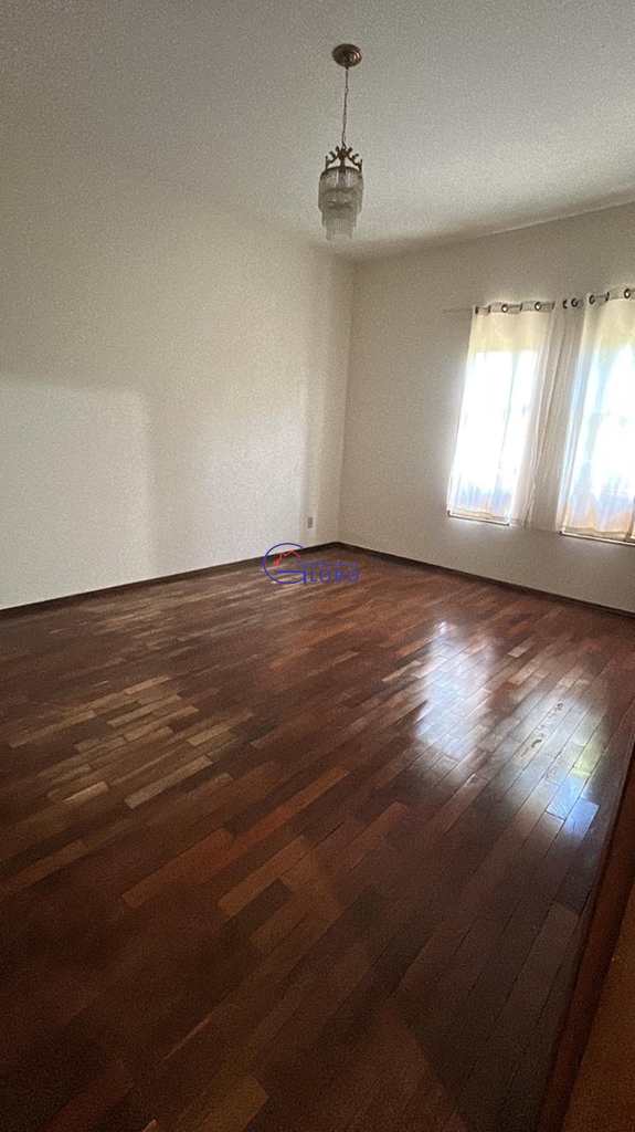 Casa em Jales, no bairro Vila Pinheiro