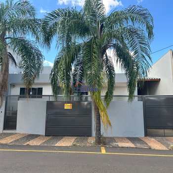 Casa em Jales, bairro Centro