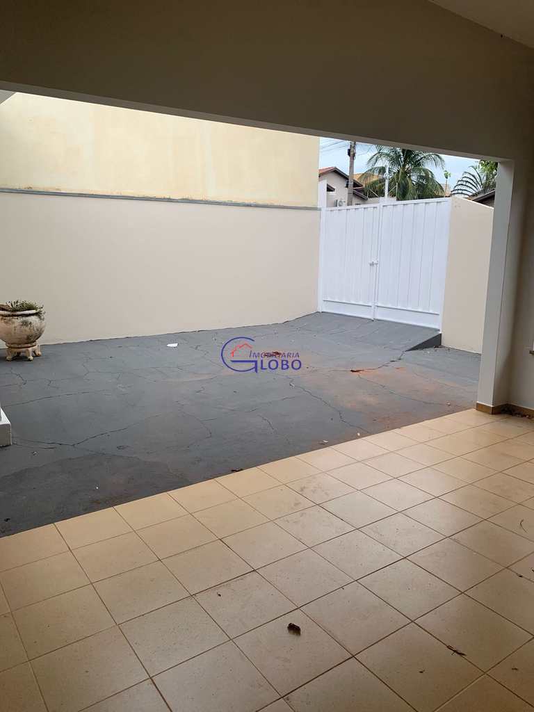 Casa em Jales, no bairro Jardim Aclimação