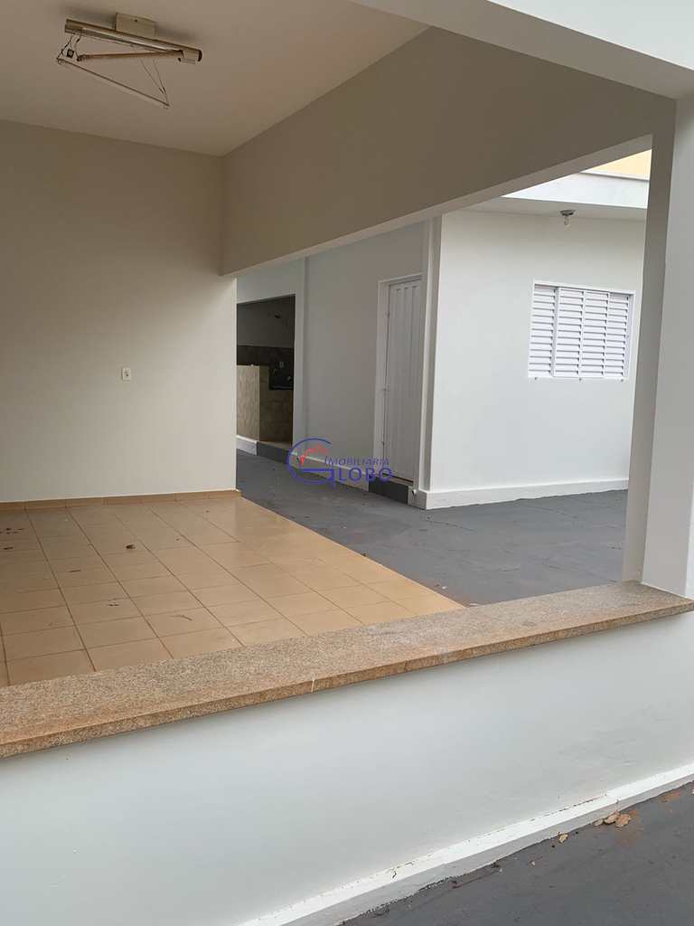 Casa em Jales, no bairro Jardim Aclimação