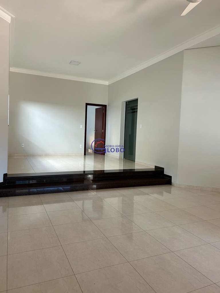 Casa em Jales, no bairro Jardim Doutor Euplhy Jalles