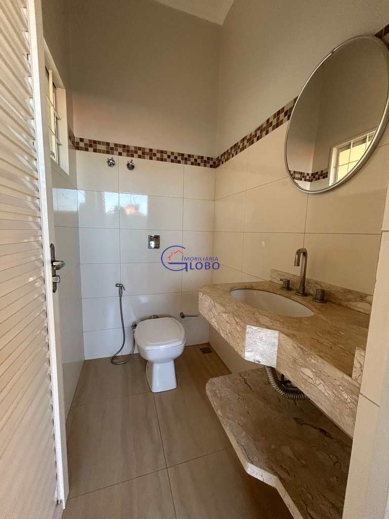 Casa em Jales, no bairro Jardim Doutor Euplhy Jalles