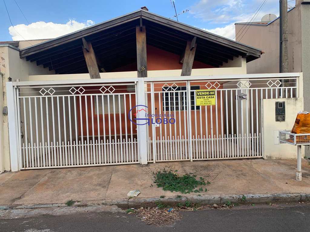 Casa em Jales, no bairro Jardim Bom Jesus