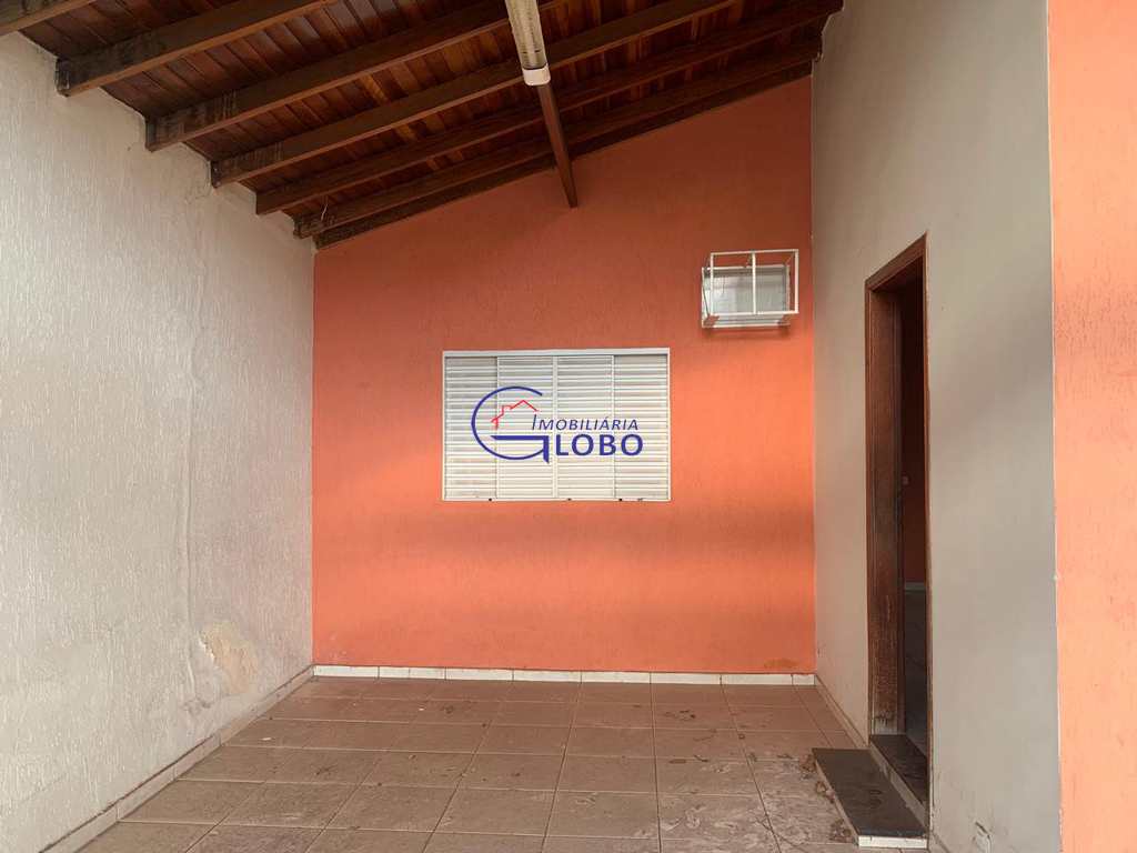 Casa em Jales, no bairro Jardim Bom Jesus