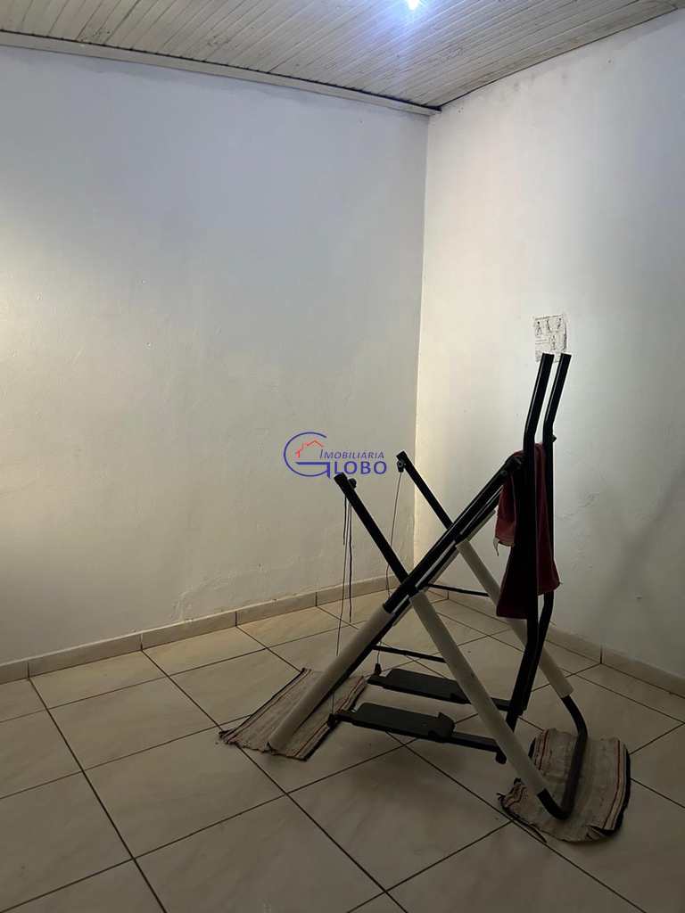 Casa em Jales, no bairro Jardim São Jorge