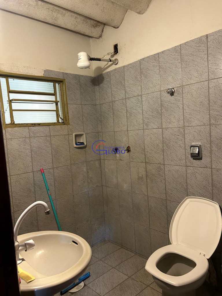 Casa em Jales, no bairro Jardim São Jorge