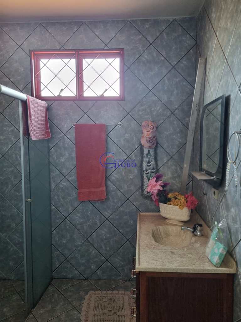 Casa em Jales, no bairro Jardim América - Primeira Parte