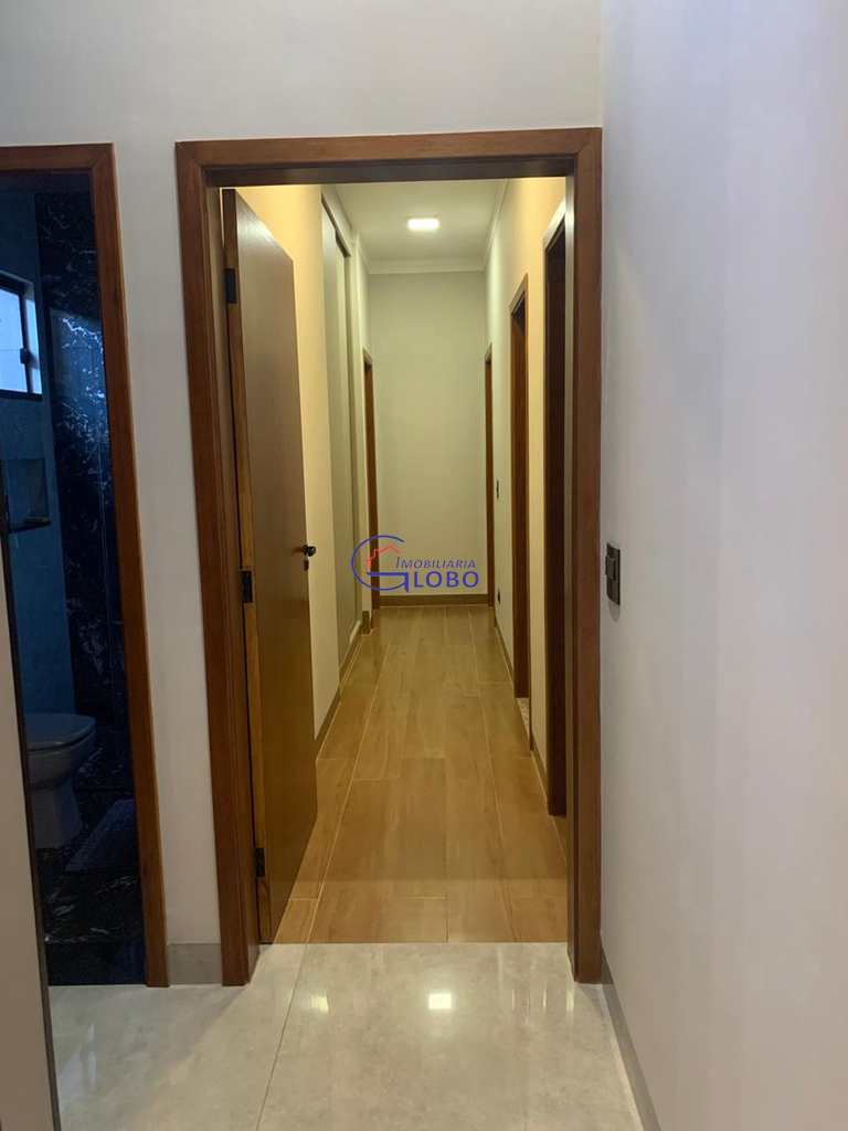 Casa em Jales, no bairro Residencial Vila Mariana