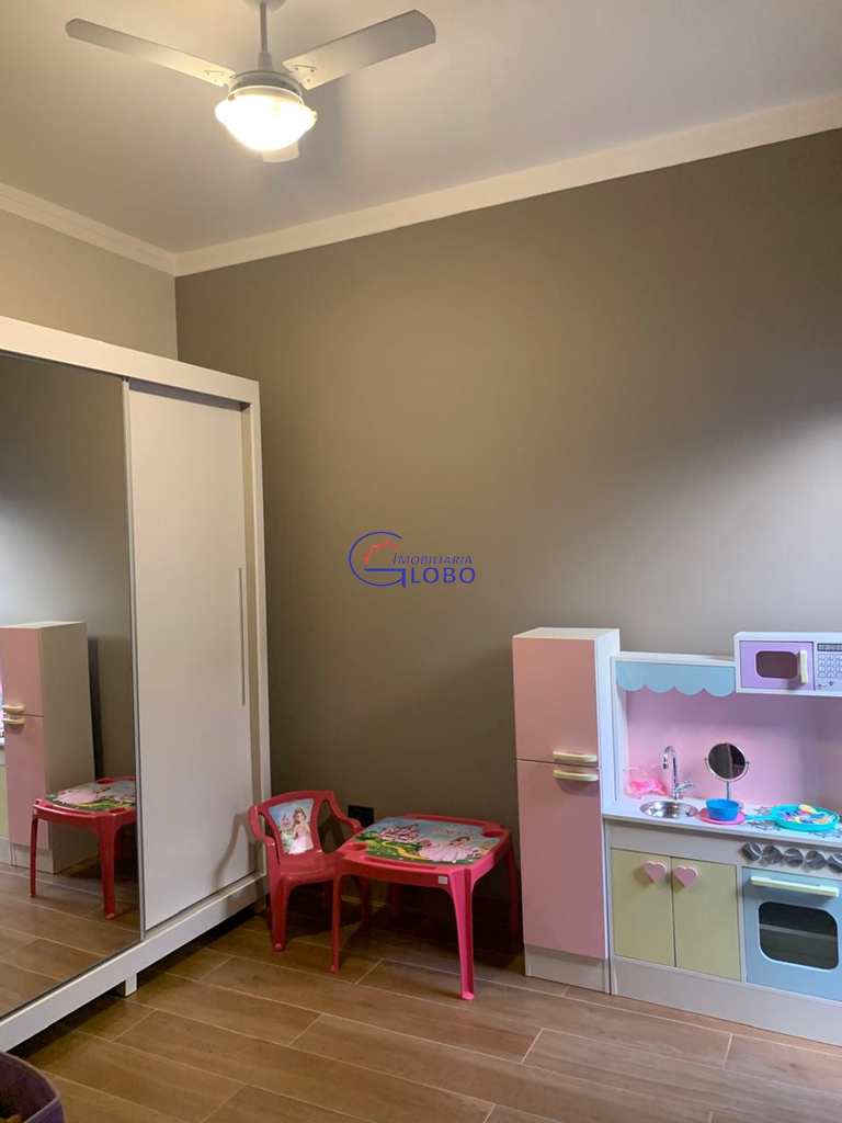 Casa em Jales, no bairro Residencial Vila Mariana