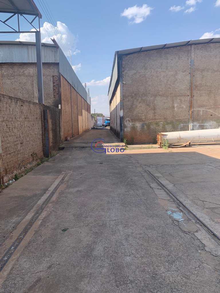 Armazém Ou Barracão em Jales, no bairro Parque Industrial III