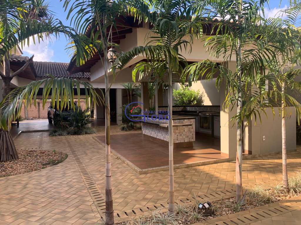 Casa em Jales, no bairro Jardim Samambaia