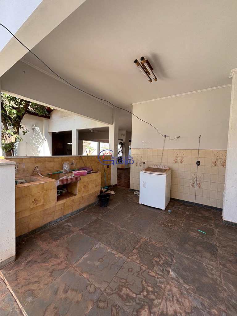 Casa em Jales, no bairro Centro