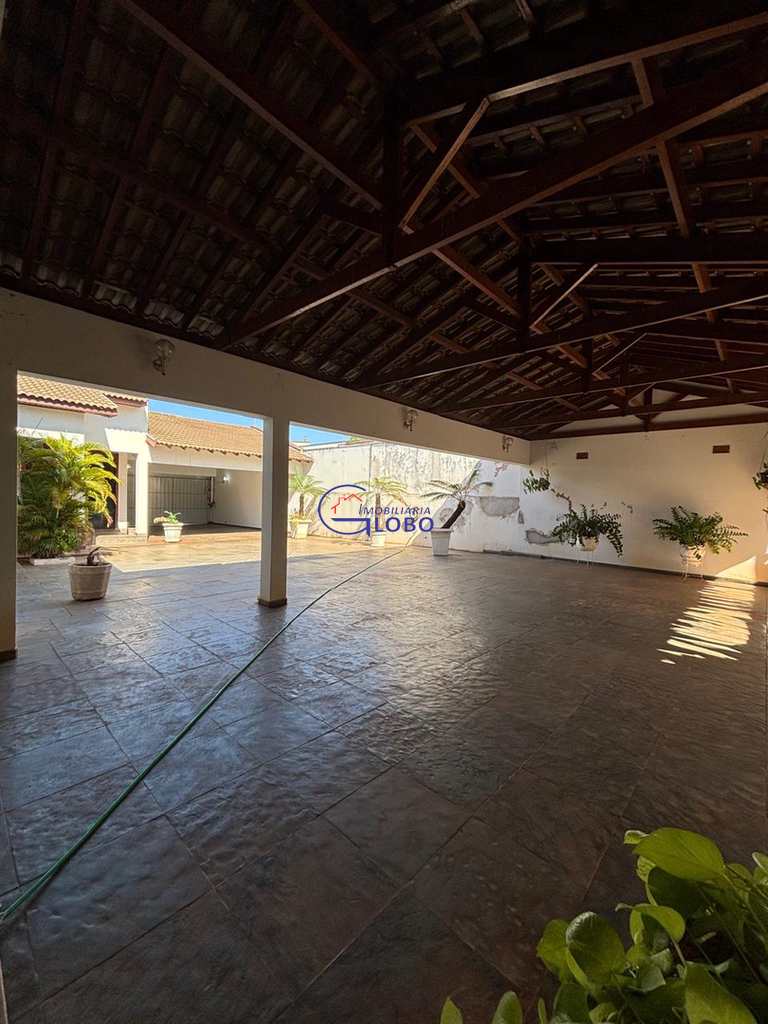 Casa em Jales, no bairro Centro