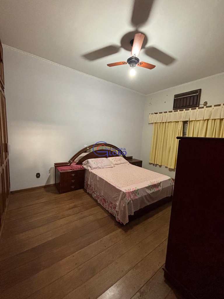 Casa em Jales, no bairro Centro