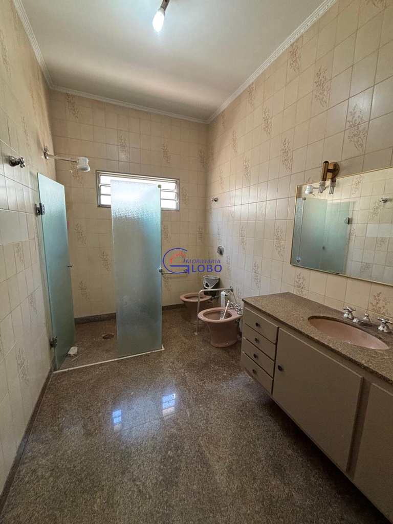 Casa em Jales, no bairro Centro