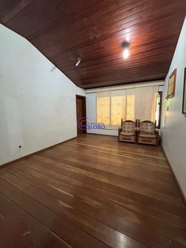 Casa em Jales, no bairro Centro