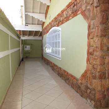 Casa em Praia Grande, bairro Mirim