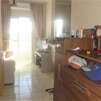 Apartamento em Praia Grande, bairro Boqueirão