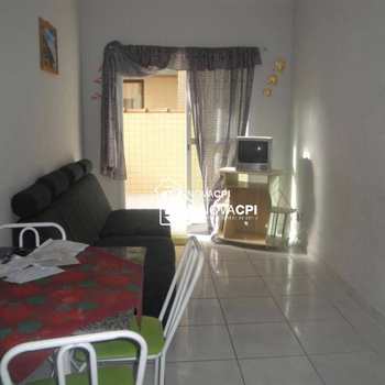 Apartamento em Praia Grande, bairro Guilhermina