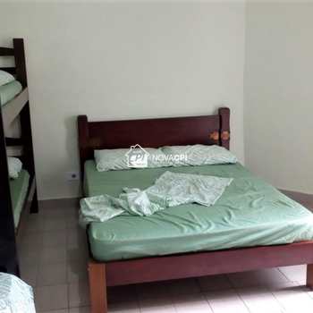 Kitnet em Praia Grande, bairro Tupi