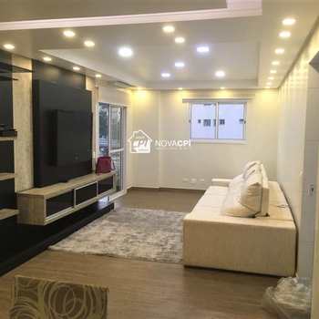 Apartamento em Praia Grande, bairro Guilhermina