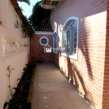 Casa em Praia Grande, bairro Canto do Forte