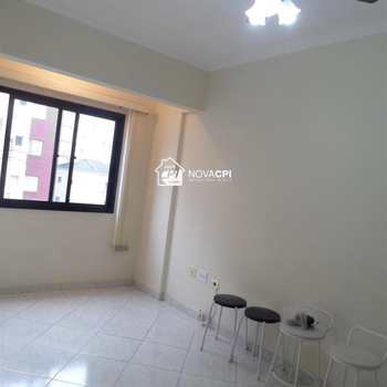Apartamento em Praia Grande, bairro Guilhermina