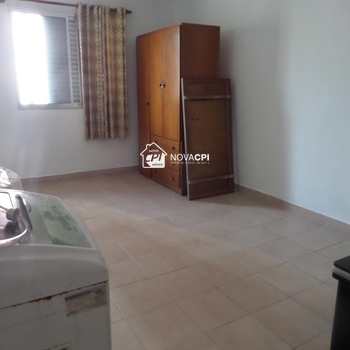 Kitnet em Praia Grande, bairro Guilhermina