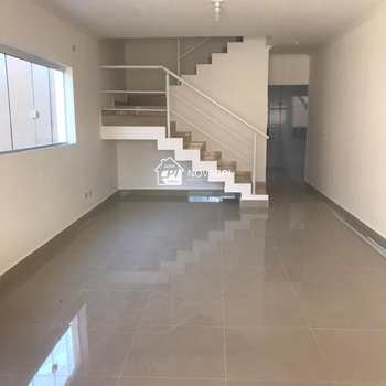 Sobrado em Praia Grande, bairro Mirim