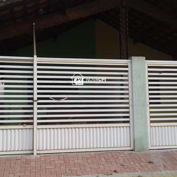 Casa em Praia Grande, bairro Antártica