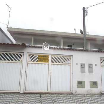 Sobrado em Praia Grande, bairro Nova Mirim