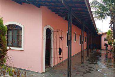Casa em Itanhaém, no bairro Balneário Gaivota