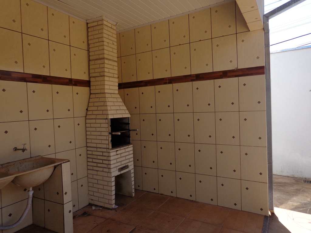 Casa em Agudos, no bairro Parque Pampulha