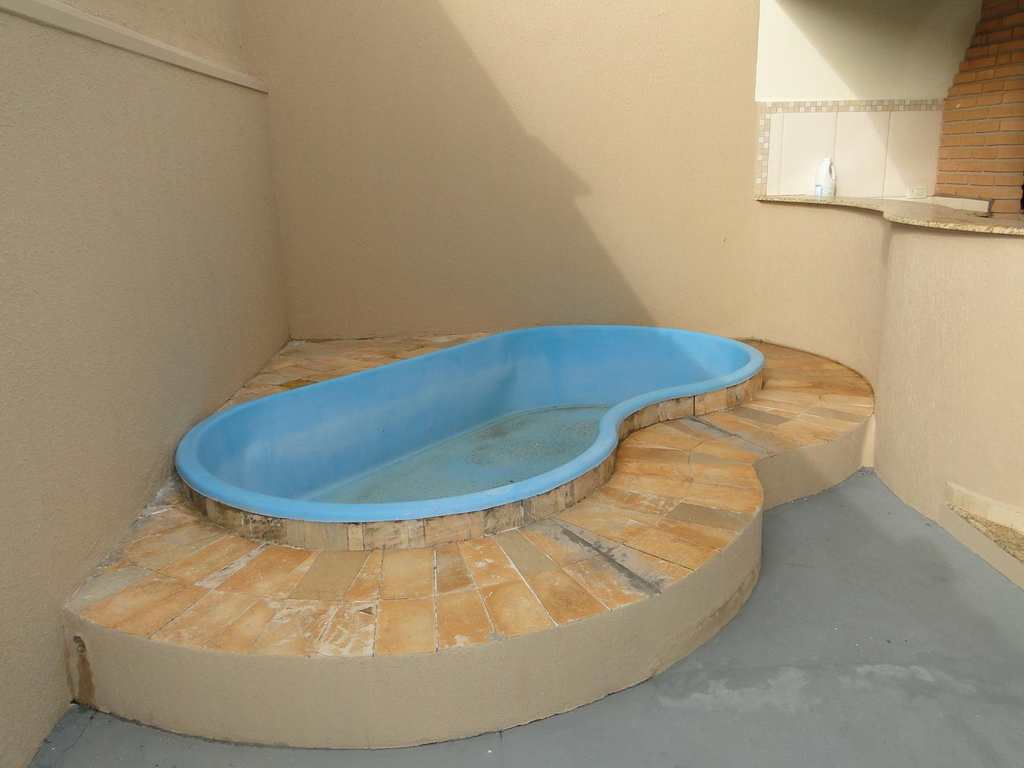 Casa em Agudos, no bairro Jardim Marcia