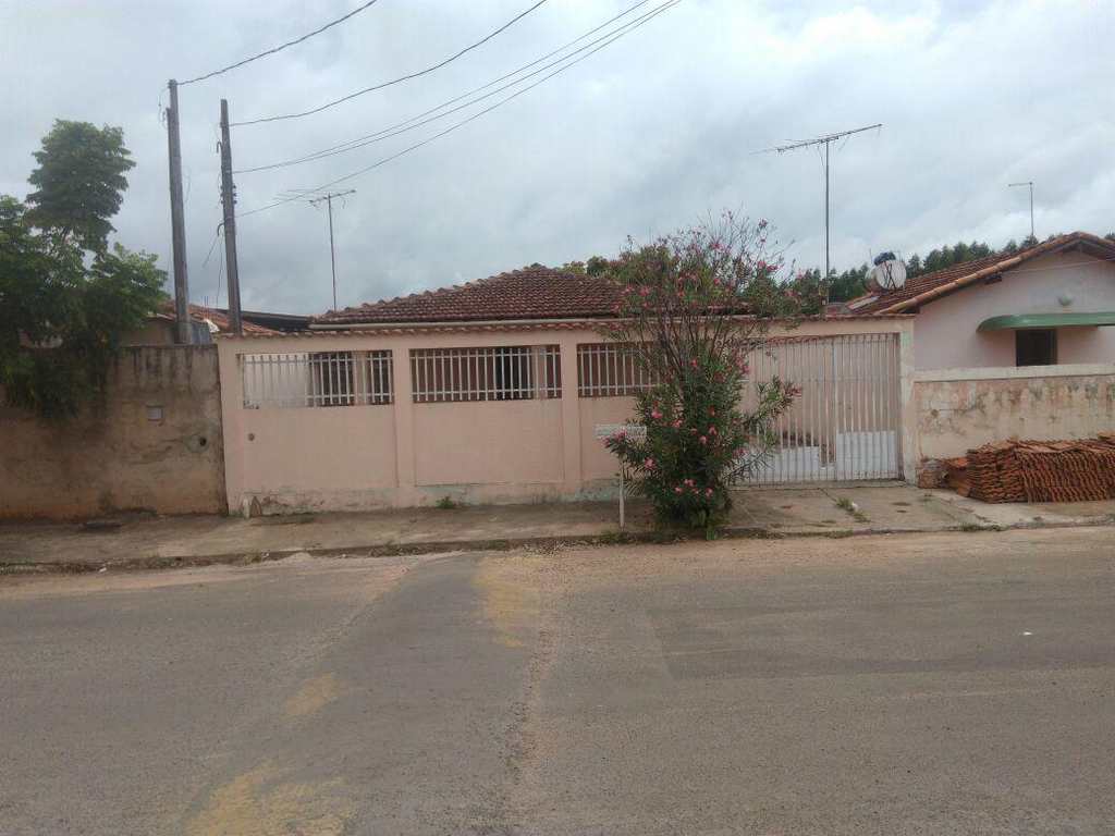 Casa em Agudos, no bairro Cohab IV